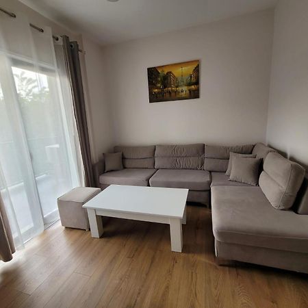 Enes Apartment Tirane Εξωτερικό φωτογραφία