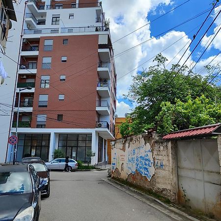 Enes Apartment Tirane Εξωτερικό φωτογραφία