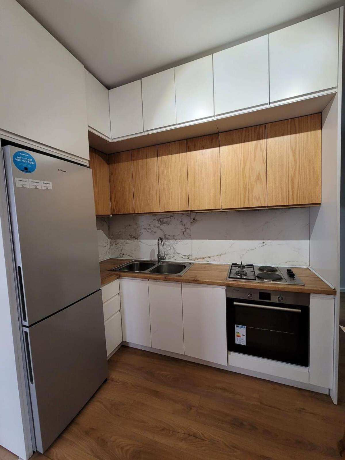 Enes Apartment Tirane Εξωτερικό φωτογραφία